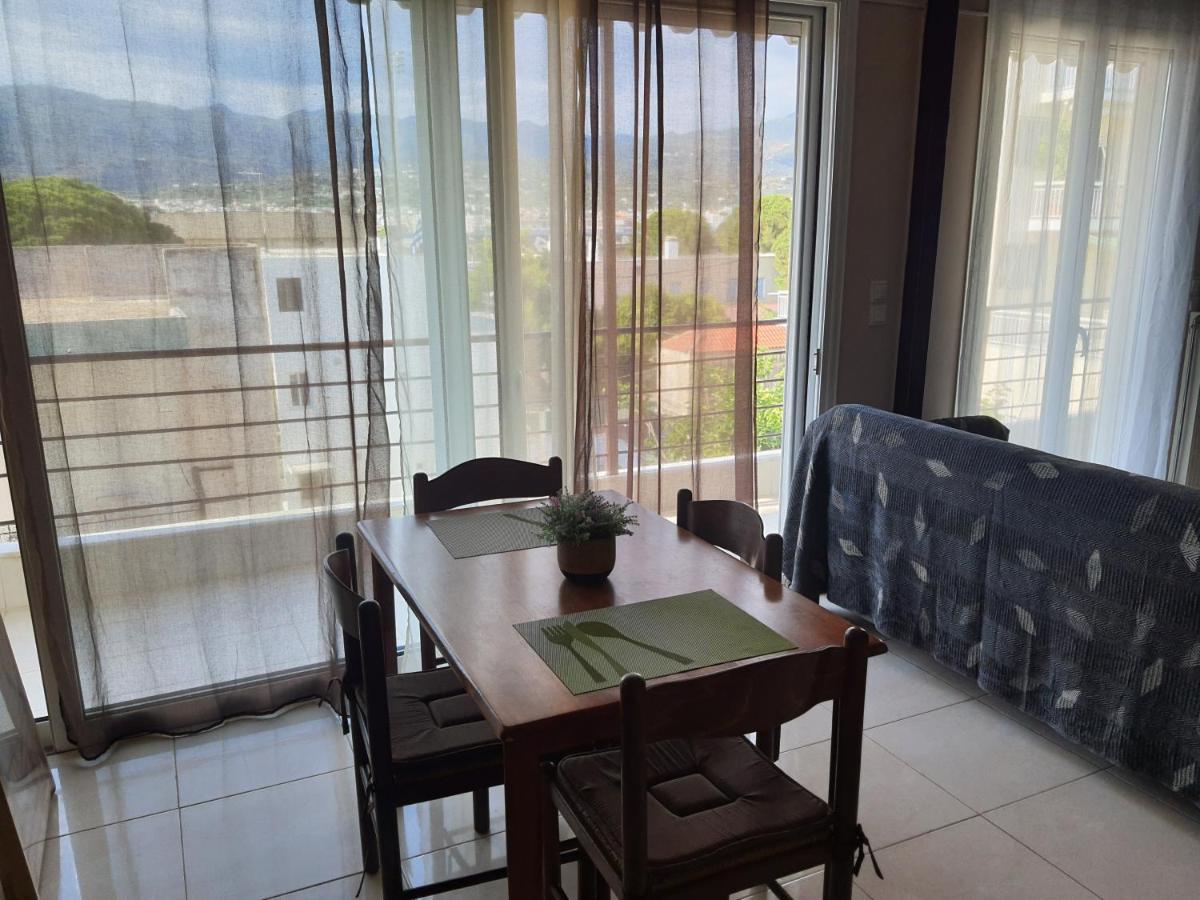 Seaside Beach Apartment Kalamata Luaran gambar